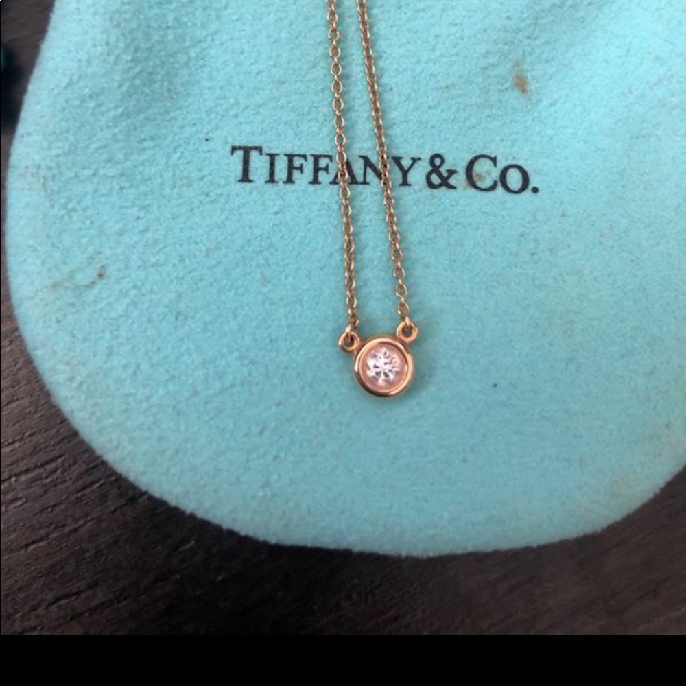 Tiffany&co diamond pendant necklace